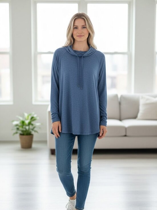 Athleta Sweaters - Athleta Blue Lightweight Hoodie – Size XL